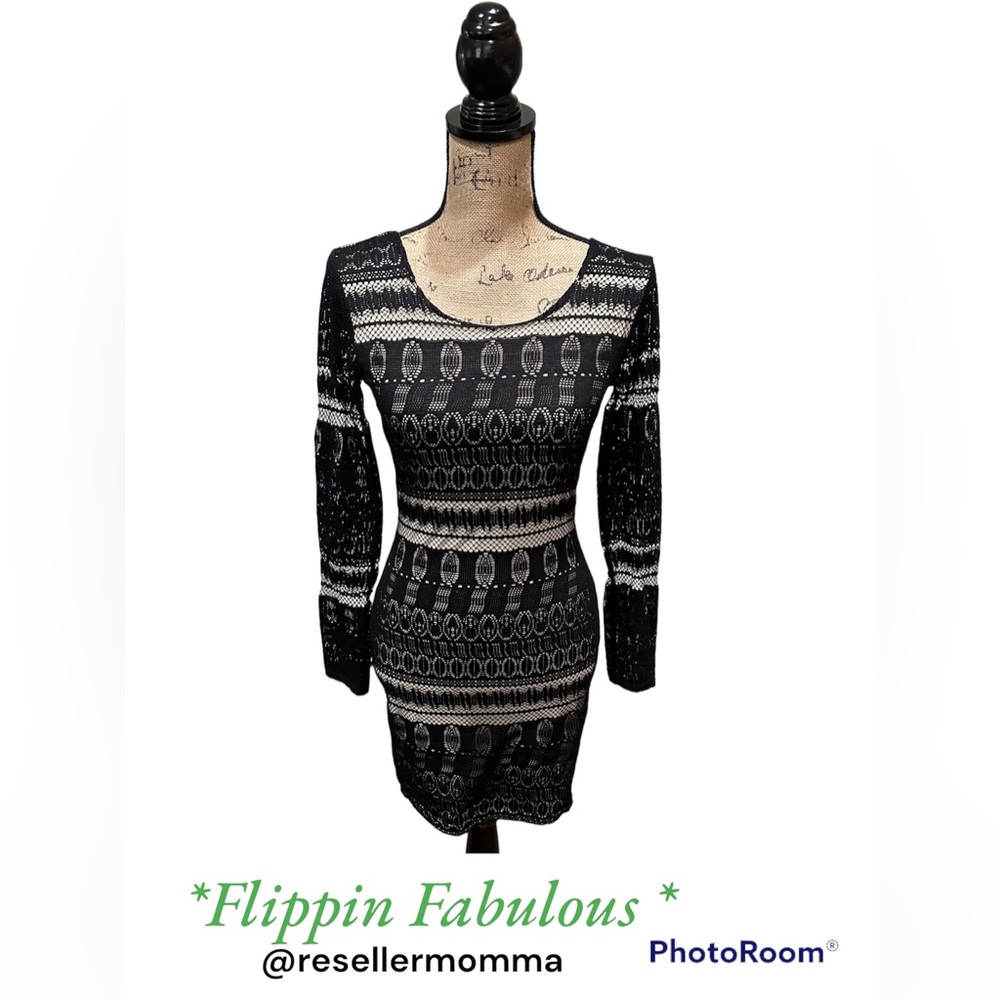 Alt. B black Dress long sleeve size small